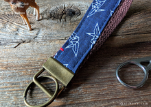 Load image into Gallery viewer, Tenugui Wristlet Keychains with One Stitch, Orizuru ⦿kfjp0005