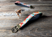 Load image into Gallery viewer, Japanese Cotton Wristlet Keychains, Hanakenran ⦿kfjp0007
