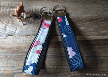 Load image into Gallery viewer, Japanese Cotton Wristlet Keychains, Miyabi ⦿kfjp0008