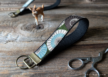 Load image into Gallery viewer, Japanese Cotton Wristlet Keychains, Bangasa ⦿kfjp0009