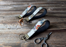 Load image into Gallery viewer, Vintage Kimono Wristlet Keychains, White Floral ⦿kfvk0004