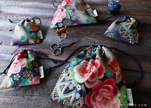 Load image into Gallery viewer, Wagara Kinchaku Drawstring Purse, 2 sizes ⦿kpjf0004