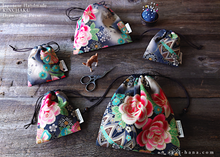 Load image into Gallery viewer, Wagara Kinchaku Drawstring Purse, 2 sizes ⦿kpjf0004