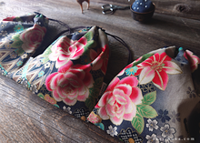 Load image into Gallery viewer, Wagara Kinchaku Drawstring Purse, 2 sizes ⦿kpjf0004