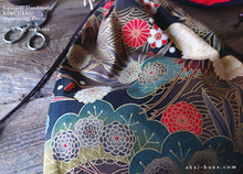 Load image into Gallery viewer, Wagara Kinchaku Drawstring Purse Large W22cm x H25cm (8 3/4" x 9 3/4") ⦿kpjf0007