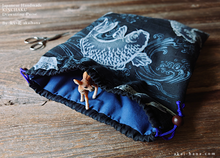 Load image into Gallery viewer, Wagara Kinchaku Drawstring Purse, Koi Carp, Large W20cm x H25cm (8" x 9 3/4") ⦿kpjf0008