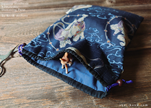 Load image into Gallery viewer, Wagara Kinchaku Drawstring Purse, Fūjin Raijin (Gods of wind and thunder) Dark Blue, Large W20cm x H25cm (8" x 9 3/4") ⦿kpjf0010