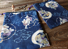 Load image into Gallery viewer, Wagara Kinchaku Drawstring Purse, Fūjin Raijin (Gods of wind and thunder) Dark Blue, Large W20cm x H25cm (8" x 9 3/4") ⦿kpjf0010