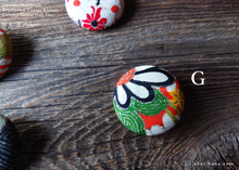 Load image into Gallery viewer, Repurposed Vintage Kimono Covered Button Elastic Ties ⦿phvk0008