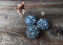 Load image into Gallery viewer, Vintage Kimono Button Hair Tie, Napkin Holder, Cord Organizer ⦿phvk1001