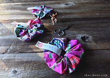 Load image into Gallery viewer, Japanese Handmade Kimono Style Chouchou/Scrunchies, Pink Floral ⦿scjf0016