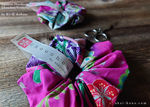 Load image into Gallery viewer, Japanese Handmade Kimono Style Chouchou/Scrunchies, Pink Floral ⦿scjf0016