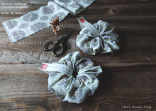 Load image into Gallery viewer, Japanese Handmade Chouchou/Scrunchies, Moroccan Breeze, scjf0022