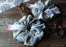 Load image into Gallery viewer, Japanese Handmade Chouchou/Scrunchies, Moroccan Breeze, scjf0022