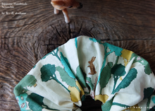 Load image into Gallery viewer, Japanese Handmade Chouchou/Scrunchies, Wonder Forest White, scjf0052