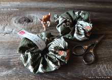 Load image into Gallery viewer, Japanese Handmade Kimono style Scrunchies, Chrysanthemum Matcha Green, scjf0072