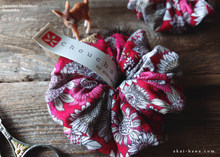 Load image into Gallery viewer, Japanese Handmade Double Gauze Scrunchies, Flower Garden Red ⦿scjf0079