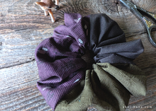 Load image into Gallery viewer, Handcrafted Scrunchies with Japanese Vintage Remnants ⦿scjf0093