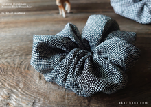 Load image into Gallery viewer, Japanese Handmade Chirimen Scrunchies, Samekomon ⦿scjf0109