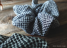 Load image into Gallery viewer, Japanese Handmade Chirimen Scrunchies, Kanoko, 2 colors ⦿scjf0110-11