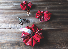 Load image into Gallery viewer, Vintage Kimono Scrunchies, Red Kasuri, Japanese Handmade ⦿scvk0016