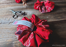 Load image into Gallery viewer, Vintage Kimono Scrunchies, Red Kasuri, Japanese Handmade ⦿scvk0016