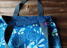 Load image into Gallery viewer, Handmade Tote, Blue Floral tbml0013
