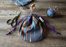 Load image into Gallery viewer, Mizu Fūsen (Water Balloon) Black, Temari Kinchaku Purse ⦿tkjp0004