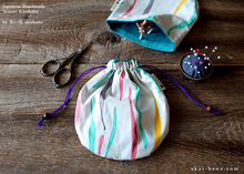 Load image into Gallery viewer, Mizu Fūsen (Water Balloon) White, Temari Kinchaku Purse ⦿tkjp0005