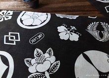 Load image into Gallery viewer, Japanese Handcrafted Tenugui Handkerchief, Kamon, Japanese Crest ⦿tnha0007