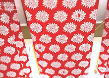 Load image into Gallery viewer, akaihana Original Tenugui, Dahlia Red, Japanese Hand Dyed ⦿tnor0005