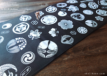 Load image into Gallery viewer, akaihana Original Tenugui, Kamon, Japanese Crest, Japanese Hand Dyed ⦿tnor0007