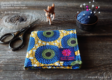 Load image into Gallery viewer, Quadruple Reversible Japanese Gauze Handkerchief, Blue Flowers x Yellow⦿wghc0010