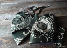 Load image into Gallery viewer, Kiku Karakusa, Japanese Handmade Fabric Mask ⦿fmjf0002
