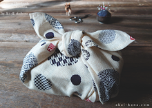 Load image into Gallery viewer, Furoshiki Reusable Fabric Wrap, Bandana, Komon Ivory ⦿fsjf0024