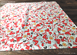 Furoshiki Reusable Fabric Wrap, Bandana, Mushrooms Red ⦿fsjf1008