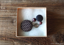 Load image into Gallery viewer, Vintage Kimono and Remnant Covered Button &amp; Beads Hair Ties, Black German Geometric
