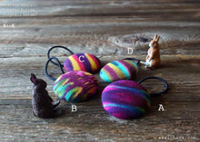 Load image into Gallery viewer, Japanese Handmade Repurposed Remnants Covered Button Hair Tie, phus0017-20