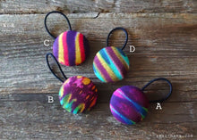 Load image into Gallery viewer, Japanese Handmade Repurposed Remnants Covered Button Hair Tie, phus0017-20