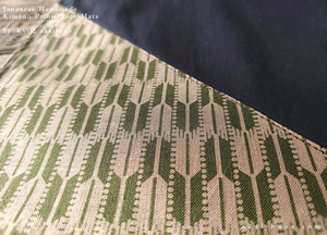 :: Clearance :: Japanese Handmade Placemats, Yagasuri (Arrowhead) Khaki and Green ⦿pmjf1009