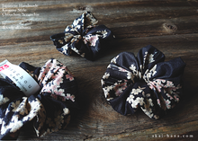 Load image into Gallery viewer, Japanese Handmade Kimono style Scrunchies, Shidarezakura (Weeping Cherry) Black, scjf0002
