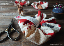 Load image into Gallery viewer, Japanese Handmade Kimono style Scrunchies, Chrysanthemum Red, scjf0008