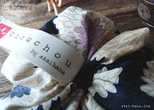 Load image into Gallery viewer, Japanese Handmade Kimono style Scrunchies, Chrysanthemum Navy, scjf0009