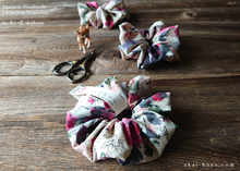 Load image into Gallery viewer, Japanese Handmade Scrunchies, Pink Garden, scjf0023