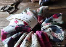 Load image into Gallery viewer, Japanese Handmade Scrunchies, Pink Garden, scjf0023
