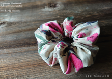 Load image into Gallery viewer, Japanese Handmade Scrunchies, Pink Garden, scjf0023