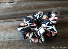 Load image into Gallery viewer, Japanese Handmade Kimono style Scrunchies, Henkei Ichimatsu Monyou Black, scjf0027