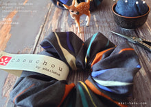 Load image into Gallery viewer, Japanese Handmade Kimono Style Scrunchies, Mizu Fūsen (Water Balloon) scjf0086