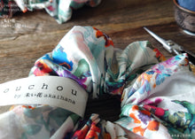 Load image into Gallery viewer, Japanese Handmade Scrunchies, Flower Garden, scjf0087