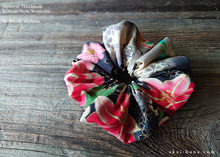 Load image into Gallery viewer, Japanese Handmade Kimono style Scrunchies, scjf0105